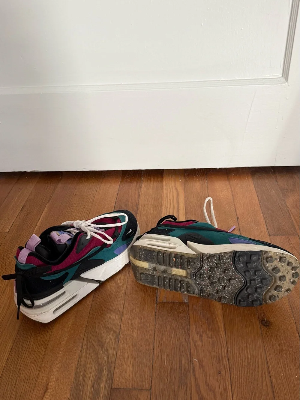 Nike bold women’s